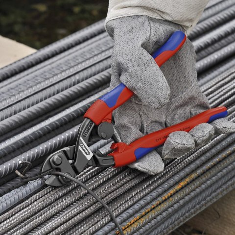 SZCZYPCE TNĄCE PRZEGUBOWE ZE SPRĘŻYNĄ COBOLT 200MM SZCZYPCE TNĄCE PRZEGUBOWE ZE SPRĘŻYNĄ COBOLT 200MM