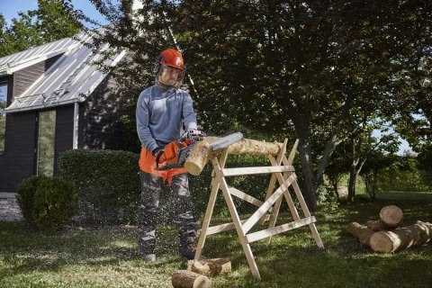 AKUMULATOROWA PILARKA 240I 16' HUSQVARNA AKUMULATOROWA PILARKA 240I 16' HUSQVARNA