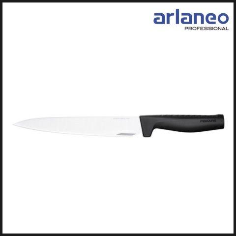 NÓŻ DO MIĘSA HARD EDGE FISKARS – wytrzymałość i dłuższa ostrość dzięki technologii LZR-EDGE™ NÓŻ DO MIĘSA HARD EDGE FISKARS – wytrzymałość i dłuższa ostrość dzięki technologii LZR-EDGE™