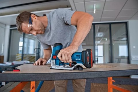 WYRZYNARKA AKUMULATOROWA GST 18V-155 SC 0*AH BOSCH WYRZYNARKA AKUMULATOROWA GST 18V-155 SC 0*AH BOSCH