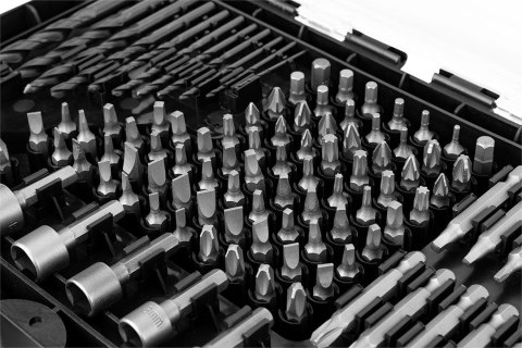 ZESTAW WIERTEŁ I BITÓW,NASADKI 120 SZT. GRAPHITE ZESTAW WIERTEŁ I BITÓW,NASADKI 120 SZT. GRAPHITE