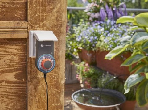 AUTOMATYCZNA KONEWKA DO SKRZYNEK BALKONOWYCH GARDENA AUTOMATYCZNA KONEWKA DO SKRZYNEK BALKONOWYCH GARDENA