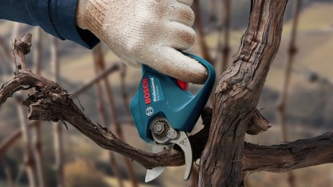 SEKATOR AKUMULATOROWY BOSCH PRO PRUNER 12V 25MM 2xAKU 3.0AH SEKATOR AKUMULATOROWY BOSCH PRO PRUNER 12V 25MM 2xAKU 3.0AH