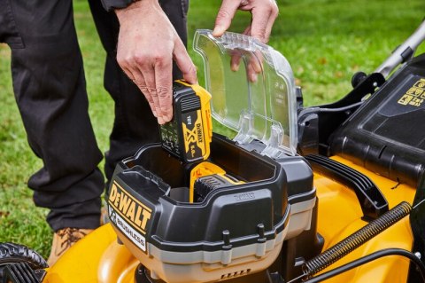 KOSIARKA AKUMULATOROWA DEWALT 48CM 2x18V 2x5Ah XR + ŁADOWARKA KOSIARKA AKUMULATOROWA DEWALT 48CM 2x18V 2x5Ah XR + ŁADOWARKA