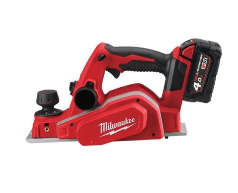 STRUG M18 BP-402C 18V 2*4.0AH MILWAUKEE STRUG M18 BP-402C 18V 2*4.0AH MILWAUKEE
