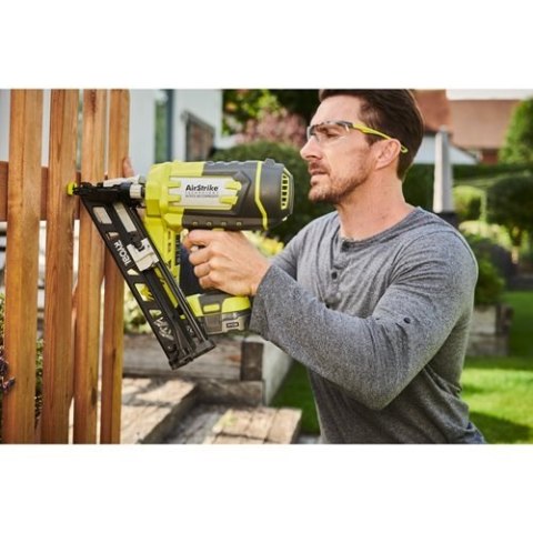 SZTYFCIARKA AKUMULATOROWA R15GN18-0 18V 0*AH RYOBI SZTYFCIARKA AKUMULATOROWA R15GN18-0 18V 0*AH RYOBI