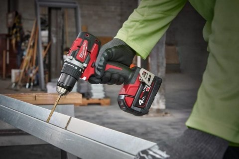 WIERTARKO-WKRĘTARKA AKUMULATOROWA M18CBLDD-402C 18V 2*4.0AH MILWAUKEE WIERTARKO-WKRĘTARKA AKUMULATOROWA M18CBLDD-402C 18V 2*4.0AH MILWAUKEE