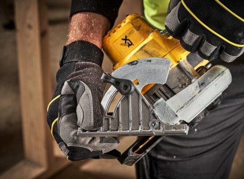 PILARKA TARCZOWA AKUMULATOROWA 165MM XR BL 18V 2*5.0AH DEWALT PILARKA TARCZOWA AKUMULATOROWA 165MM XR BL 18V 2*5.0AH DEWALT