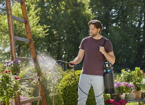 OPRYSKIWACZ CIŚNIENIOWY 5 L GARDENA OPRYSKIWACZ CIŚNIENIOWY 5 L GARDENA