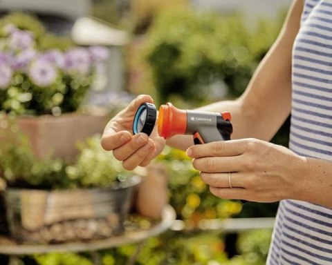 COMFORT PISTOLET ZRASZAJĄCY BALKONOWY GARDENA COMFORT PISTOLET ZRASZAJĄCY BALKONOWY GARDENA
