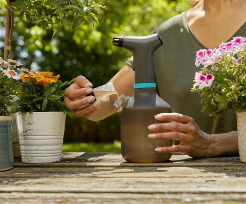 OPRYSKIWACZ EASYPUMP 1 L GARDENA OPRYSKIWACZ EASYPUMP 1 L GARDENA