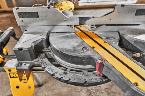 PILARKA UKOSOWA, UKOŚNICA AKUMULATOROWA 305MM 54V XR 0*AH DEWALT PILARKA UKOSOWA, UKOŚNICA AKUMULATOROWA 305MM 54V XR 0*AH DEWALT