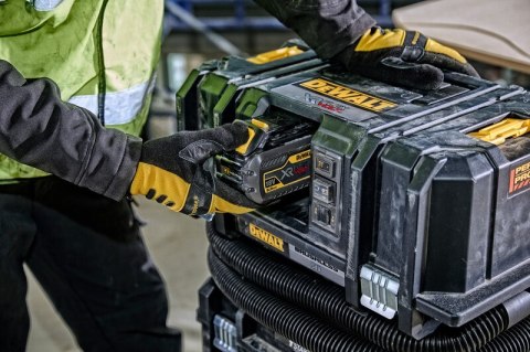 ODKURZACZ AKUMULATOROWY XR FLEXVOLT 54V 2*6.0AH DEWALT ODKURZACZ AKUMULATOROWY XR FLEXVOLT 54V 2*6.0AH DEWALT